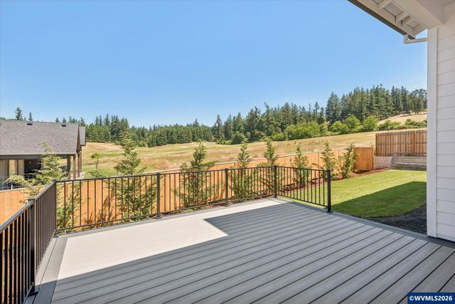 769 Riley Dr, Silverton, OR 97381
