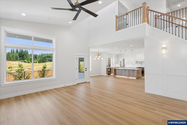 769 Riley Dr, Silverton, OR 97381