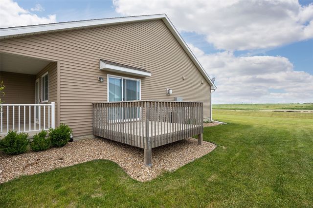 4422 Calder Drive, Marion, IA 52302