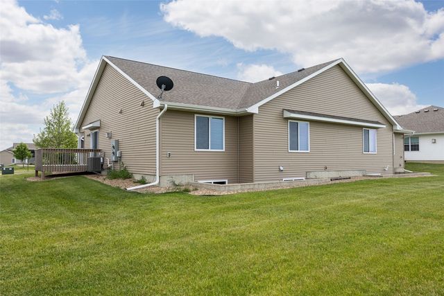 4422 Calder Drive, Marion, IA 52302