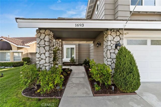 1693 Eastgate, Upland, CA 91784