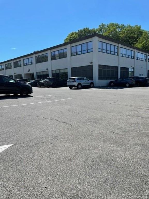 44 Executive Boulevard 201, Elmsford, NY 10523 — exterior