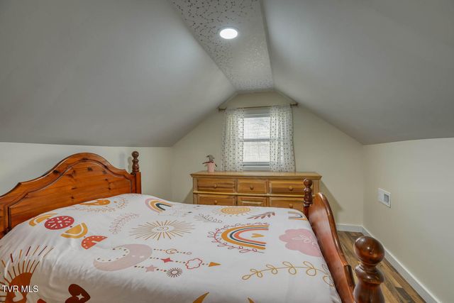 7300 Snake Hollow Road, Sneedville, TN 37869