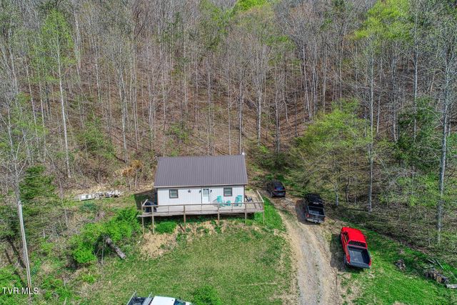 7300 Snake Hollow Road, Sneedville, TN 37869