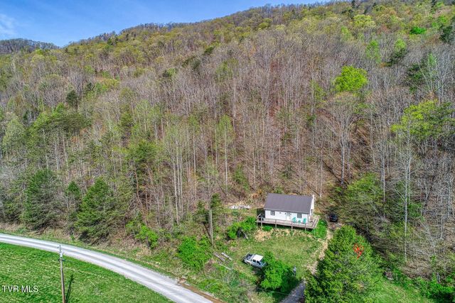 7300 Snake Hollow Road, Sneedville, TN 37869
