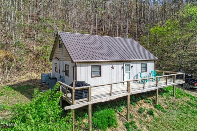 7300 Snake Hollow Road, Sneedville, TN 37869