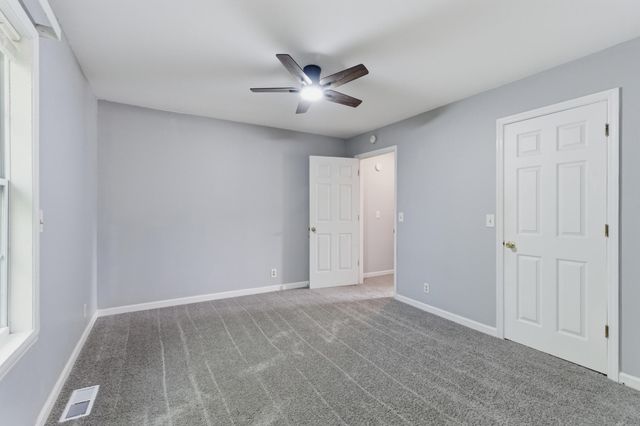 1215 Timber Valley Dr, Nashville, TN 37214