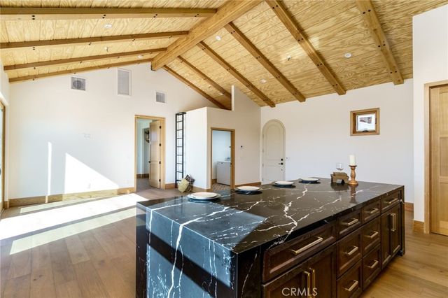 37219 Quarter Valley Road, Temecula, CA 92592