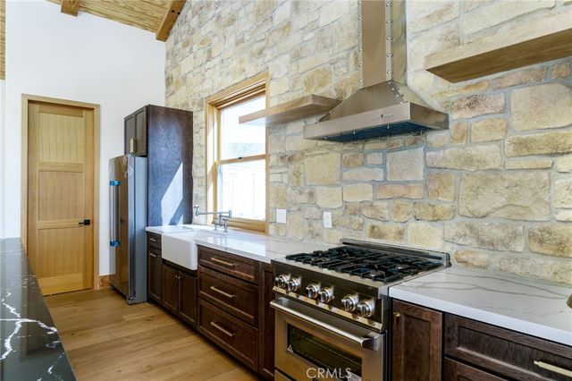 37219 Quarter Valley Road, Temecula, CA 92592