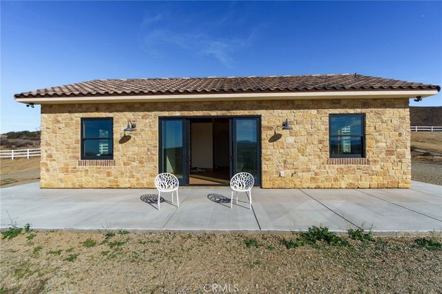 37219 Quarter Valley Road, Temecula, CA 92592