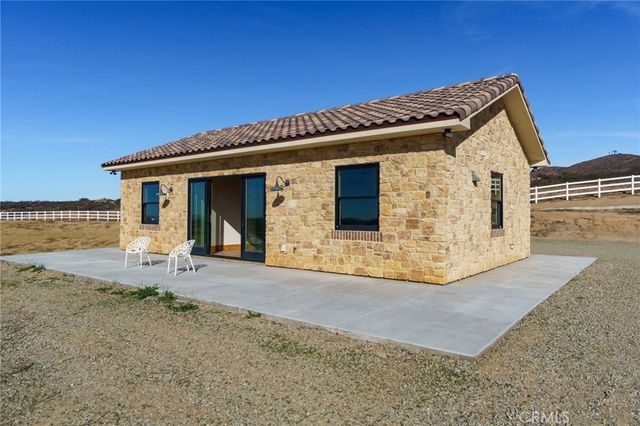 37219 Quarter Valley Road, Temecula, CA 92592