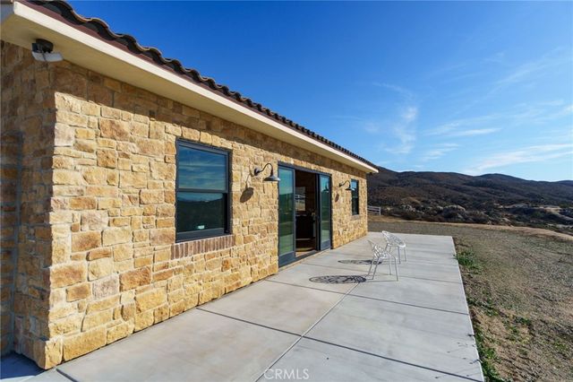 37219 Quarter Valley Road, Temecula, CA 92592