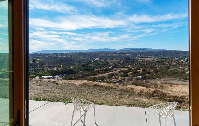 37219 Quarter Valley Road, Temecula, CA 92592