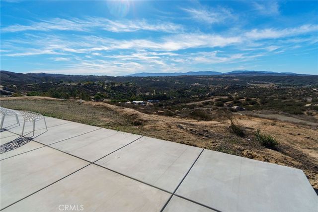 37219 Quarter Valley Road, Temecula, CA 92592