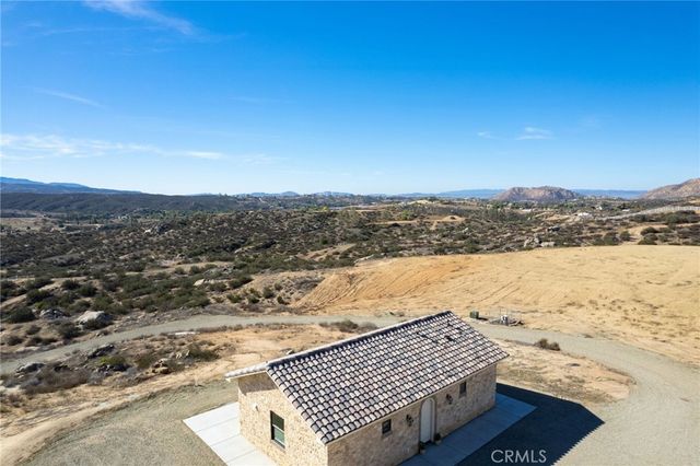 37219 Quarter Valley Road, Temecula, CA 92592