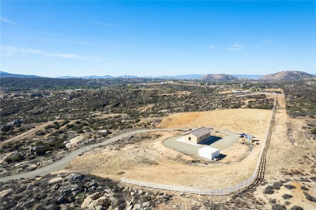 37219 Quarter Valley Road, Temecula, CA 92592