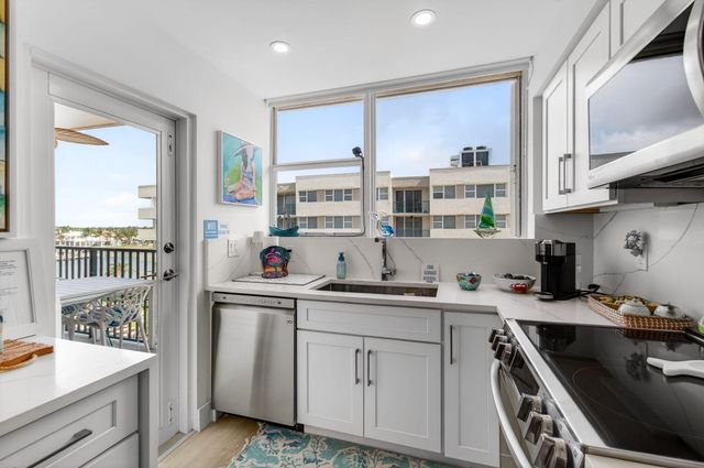 1236 Hillsboro Mile Hillsboro Mile 406, Hillsboro Beach, FL 33062