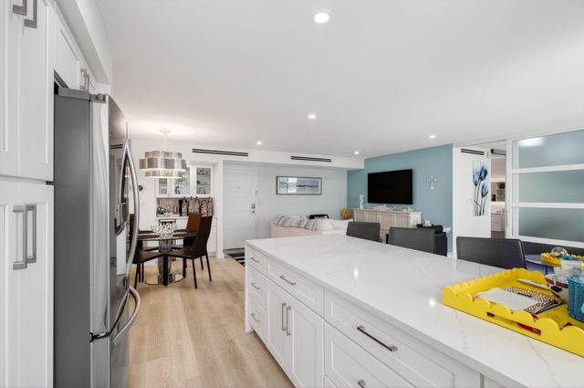 1236 Hillsboro Mile Hillsboro Mile 406, Hillsboro Beach, FL 33062