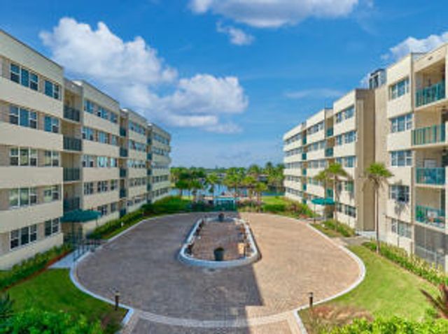 1236 Hillsboro Mile Hillsboro Mile 406, Hillsboro Beach, FL 33062