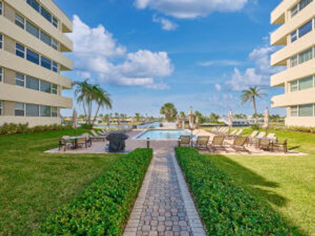 1236 Hillsboro Mile Hillsboro Mile 406, Hillsboro Beach, FL 33062