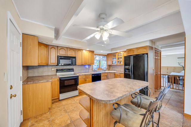358 Holbrook Road, Ronkonkoma, NY 11779