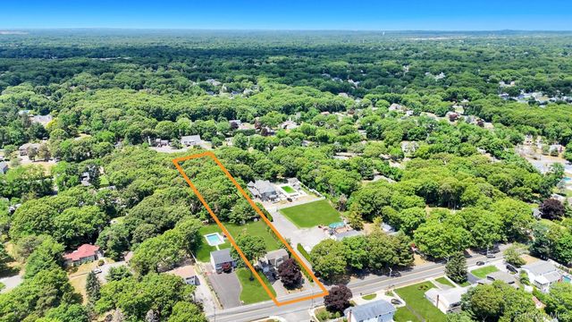 358 Holbrook Road, Ronkonkoma, NY 11779