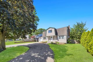 358 Holbrook Road, Ronkonkoma, NY 11779