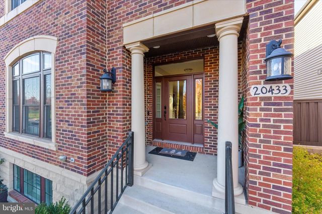 20433 SAVIN HILL DR, Ashburn, VA 20147