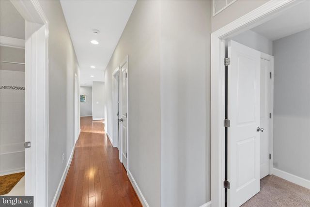 20433 SAVIN HILL DR, Ashburn, VA 20147