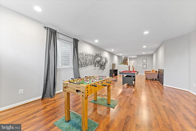 20433 SAVIN HILL DR, Ashburn, VA 20147