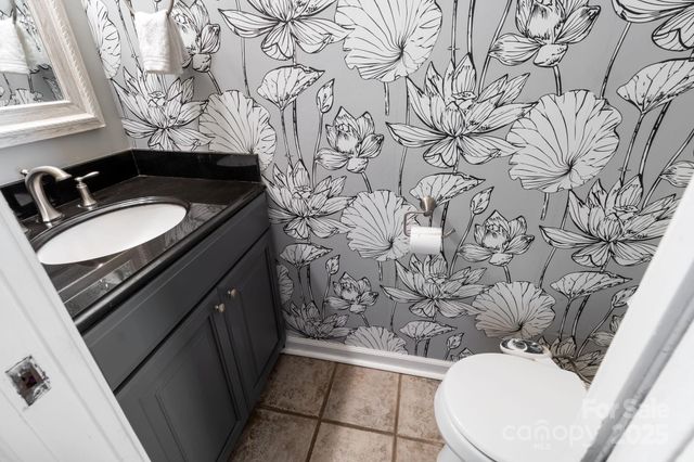 4806 Hickory Glen Drive, Matthews, NC 28105