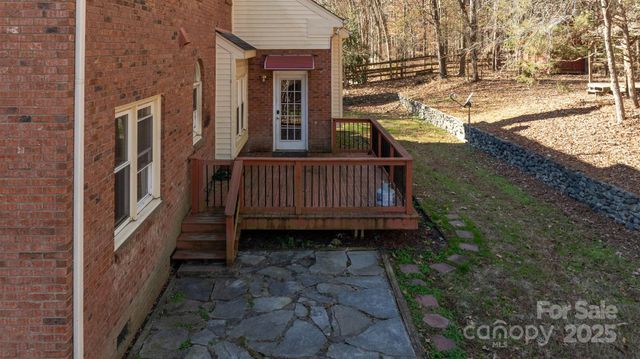 4806 Hickory Glen Drive, Matthews, NC 28105