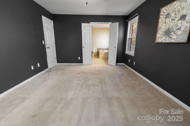 4806 Hickory Glen Drive, Matthews, NC 28105