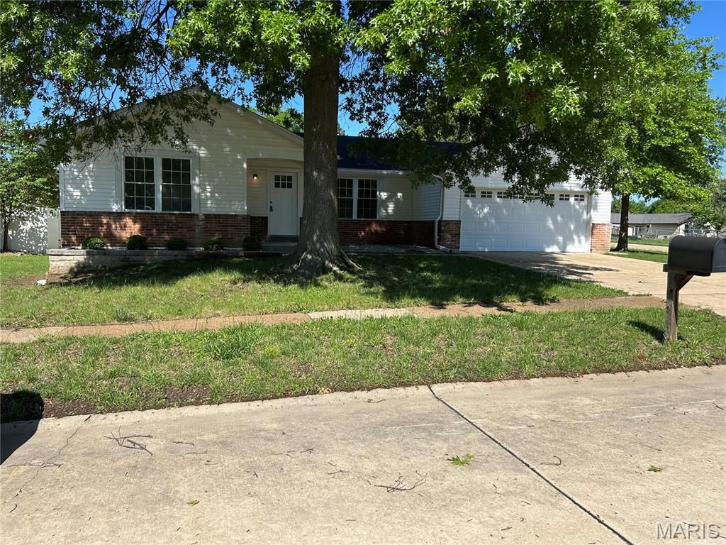 763 Wagon Ridge Drive, Fenton, MO 63026