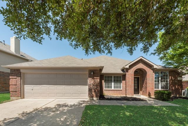 5317 Bellis Drive, Fort Worth, TX 76244