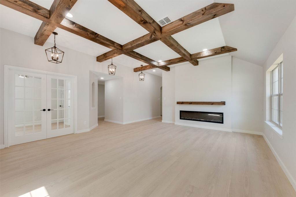 5317 Bellis Drive, Fort Worth, TX 76244
