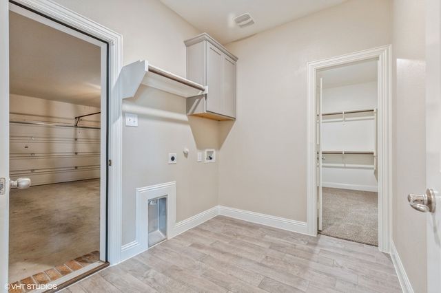 10709 Klondike Lane, Aubrey, TX 76227
