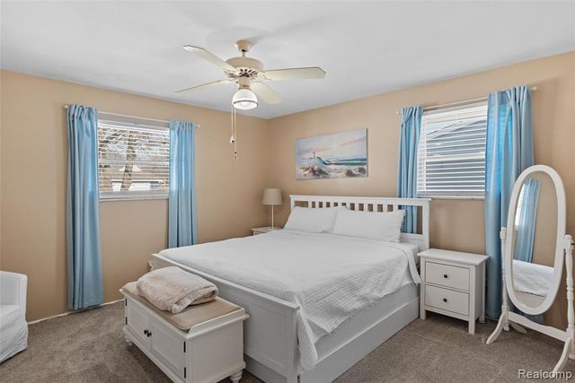 608 Autumn Drive, Flushing, MI 48433