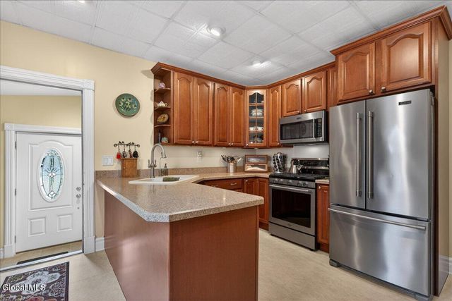 14 Dale Street, Voorheesville, NY 12186