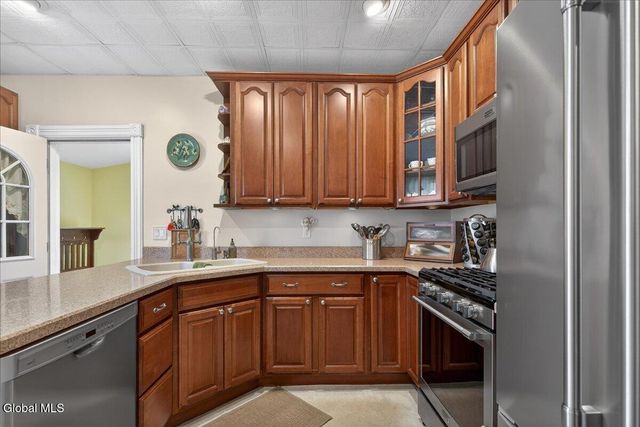 14 Dale Street, Voorheesville, NY 12186