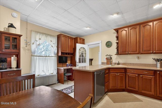 14 Dale Street, Voorheesville, NY 12186