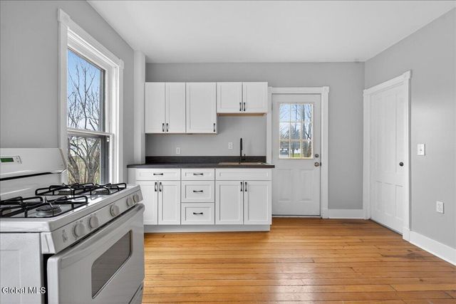 14 Dale Street, Voorheesville, NY 12186