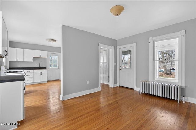 14 Dale Street, Voorheesville, NY 12186