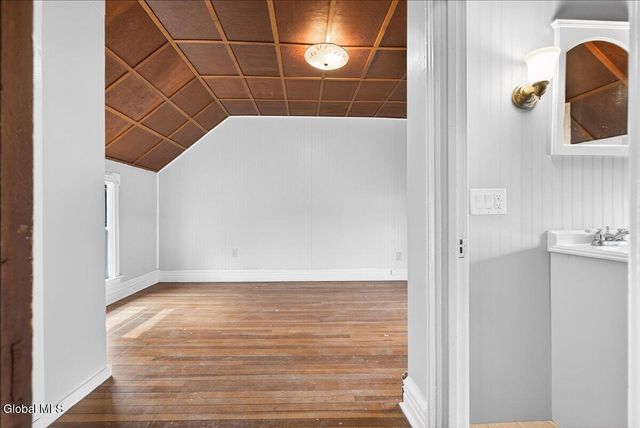 14 Dale Street, Voorheesville, NY 12186