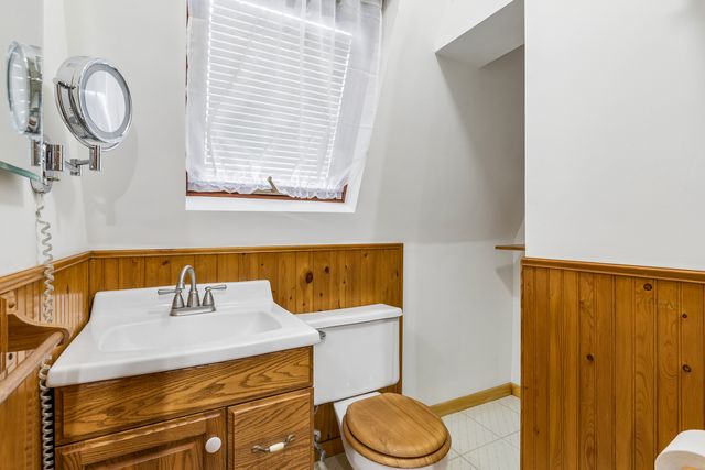 5228 N Ludlam Avenue, Chicago, IL 60630
