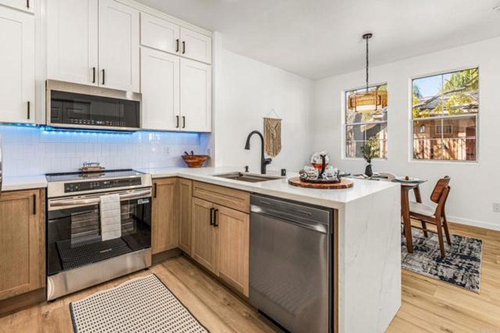 18660 Caminito Cantilena 259, San Diego, CA 92128