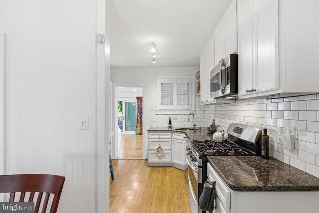 203 PEABODY ST NW, Washington, DC 20011