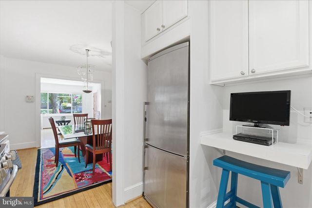 203 PEABODY ST NW, Washington, DC 20011