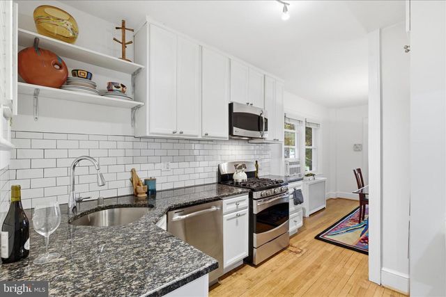 203 PEABODY ST NW, Washington, DC 20011