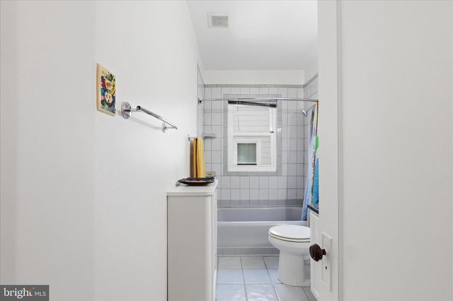 203 PEABODY ST NW, Washington, DC 20011